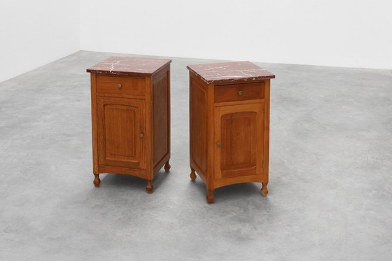 Image 1 of Pair of French Art Deco Nightstands in oak with marble tops, 1930s 