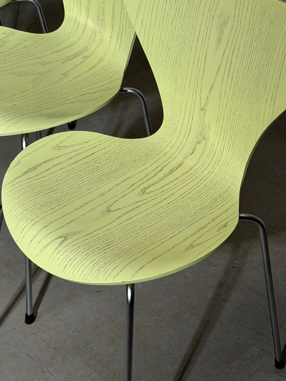 Set di 6 sedie della serie 7 di Fritz Hansen – Arne Jacobsen – Lime – 2007 – Sedie da pranzo (photo 5 of 10)