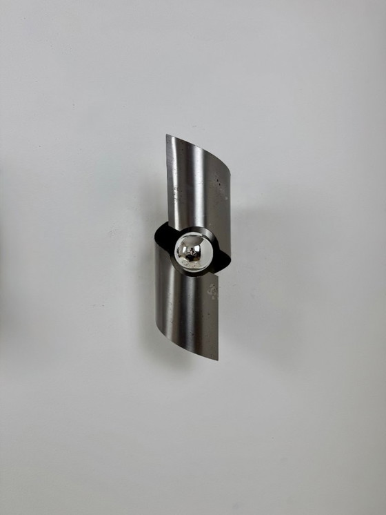 Image 1 of Een paar vintage wandlampen, gepatineerd gebogen staal, Frankrijk, 1970