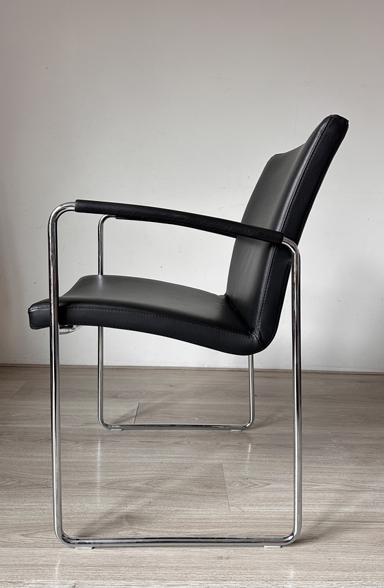 Image 1 of 4 chaises de salle à manger Leolux Talos.