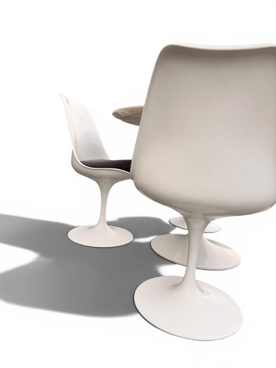 Image 1 of Knoll Tulip Dining Set by Eero Saarinen - Marble Table & 4 Chairs (Circa 1970)