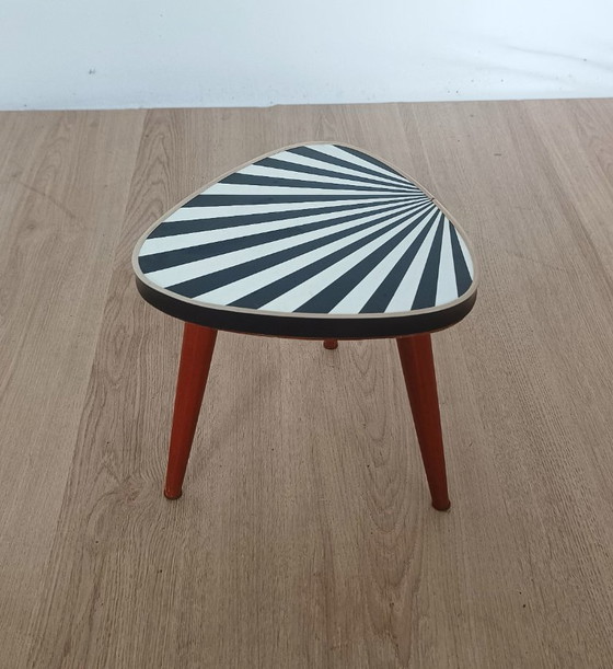 Image 1 of Beistelltisch aus den Fünfzigern