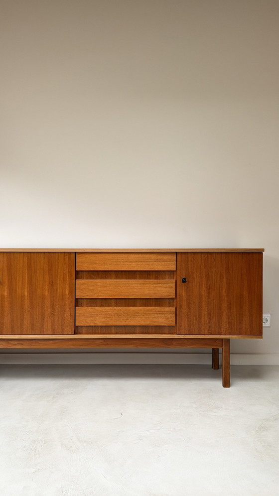 Armoire en teck vintage, Buffet bas, Bois, Marron (photo 4 sur 12)