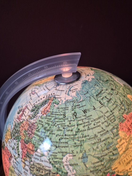 Mappamondo luminoso vintage | Ø 29 cm | Mappamondo retrò, Oggetti decorativi, Plastica, Multicolore (foto 4 di 6)