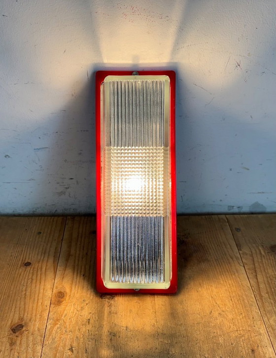 Image 1 of Applique industriale rossa in bachelite di Elektrosvit, anni '70