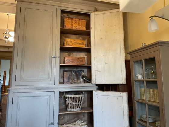 Image 1 of Vitrine haute de cuisine 266 cm, style français