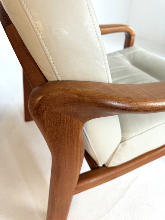 Image 1 of Poltrona vintage danese in teak, Komfort '80