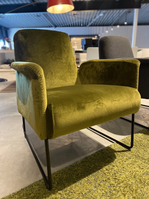 Jamé Seating Cas armchair