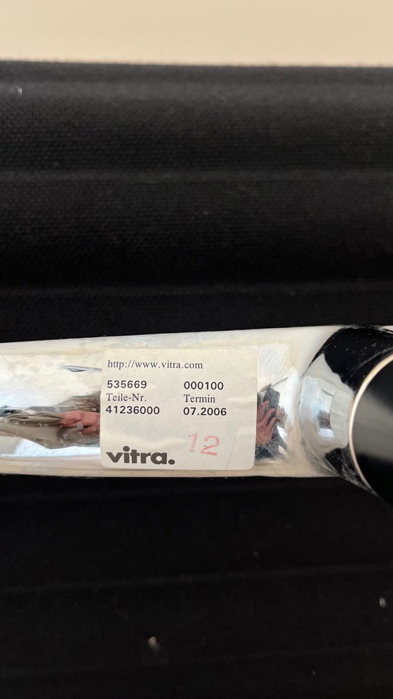 Image 1 of Vitra Eames EA 107, hopsak nero, cromo