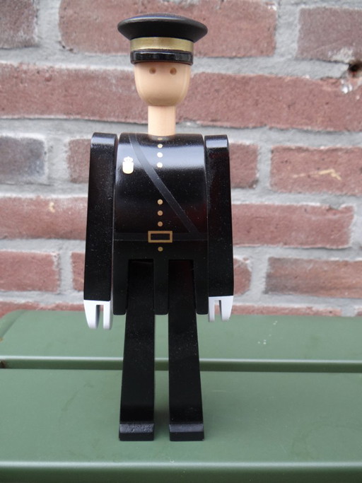 Kay Bojesen Holzpolizist Figur H20cm, dänisches Design Sammlerstück – decoratieve objecten, Wood