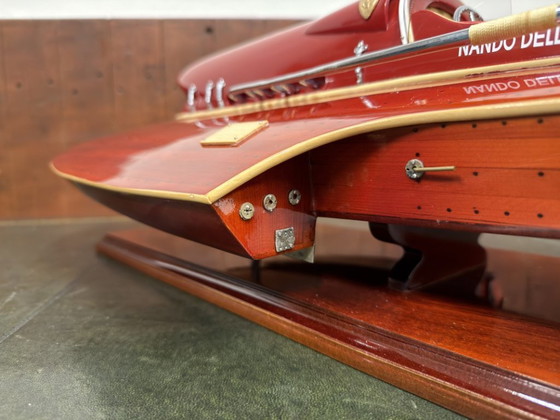 Modello di Barca Ferrari Hydroplane con Certificato – Oggetti decorativi, Pelle, Metallo (photo 9 of 18)