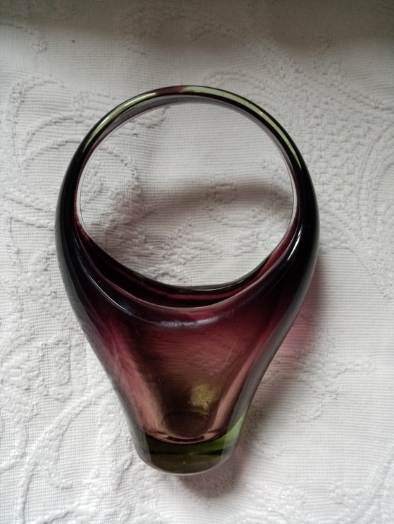 Image 1 of Vase Déco en Verre en Forme de Panier 70s (18cm)