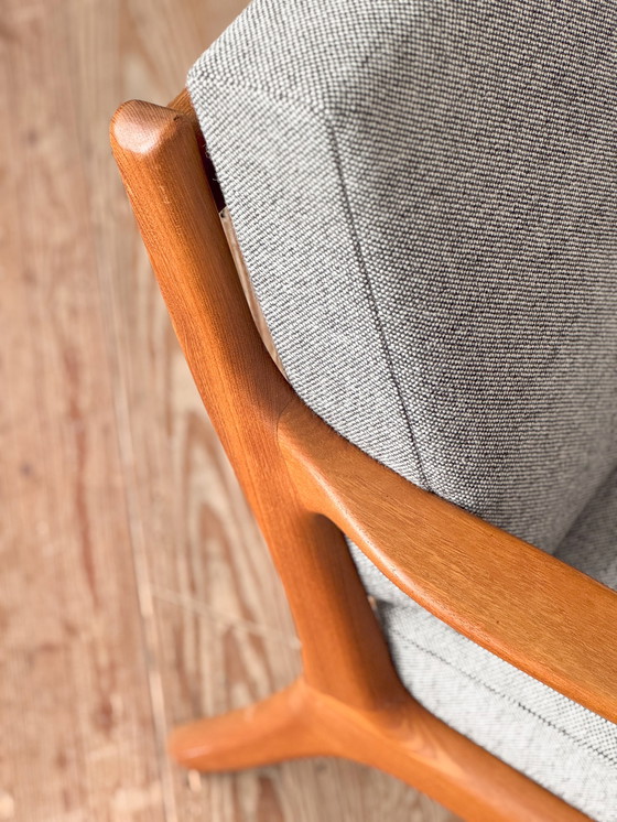 Image 1 of Mid Century Modernes dänisches Zweisitzer-Sofa aus Teakholz, 1950er Jahre