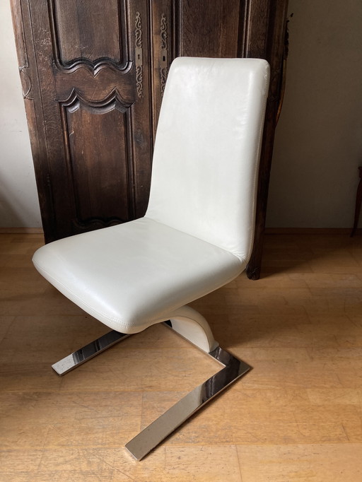 Pair of dining chairs, model "Rolf Benz 7800"