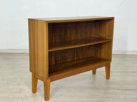 Image 1 of Cassettiera di metà secolo Mobile da soggiorno a scaffale Mobile d'epoca