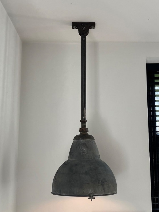 Due lampade a sospensione in stile industriale – Glass (photo 4 of 12)