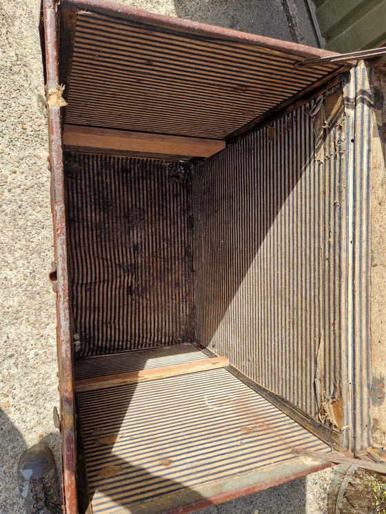 Image 1 of Cassa da cabina antica Bara da nave