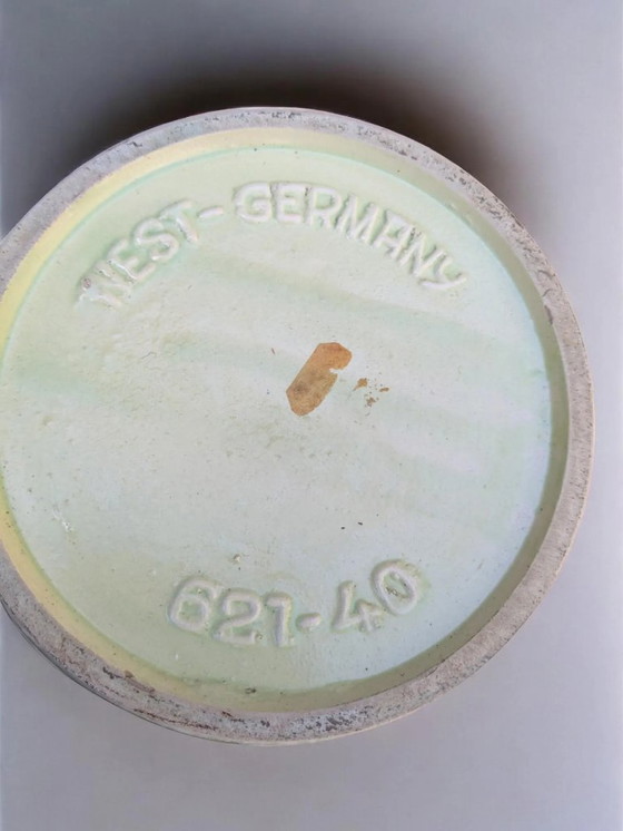 Image 1 of Vintage Bay Vase, Mid-Century West Germany Keramik in Weiß mit bunter Dekoration, Raue Strukturglasur 60er Jahre, Modell 66-40