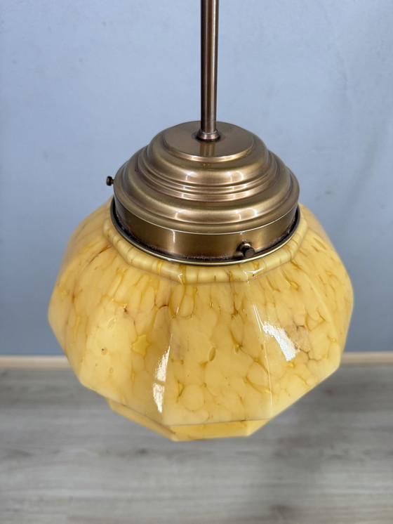 Image 1 of Lampada a sospensione marmorizzata Art Déco