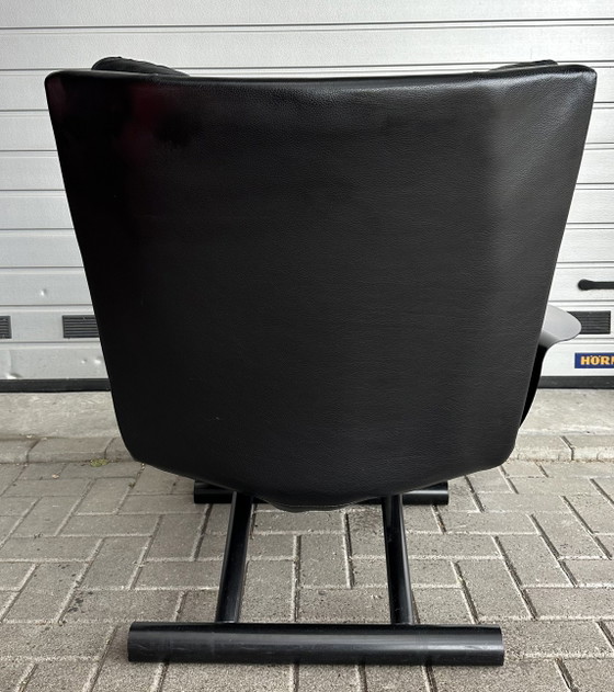 Image 1 of Cinova vintage lounge chair