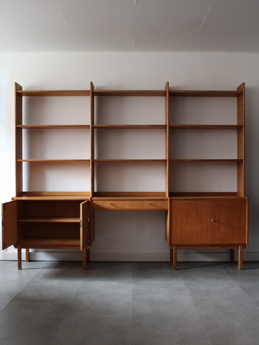 Sistema modular vintage de pared independiente en roble