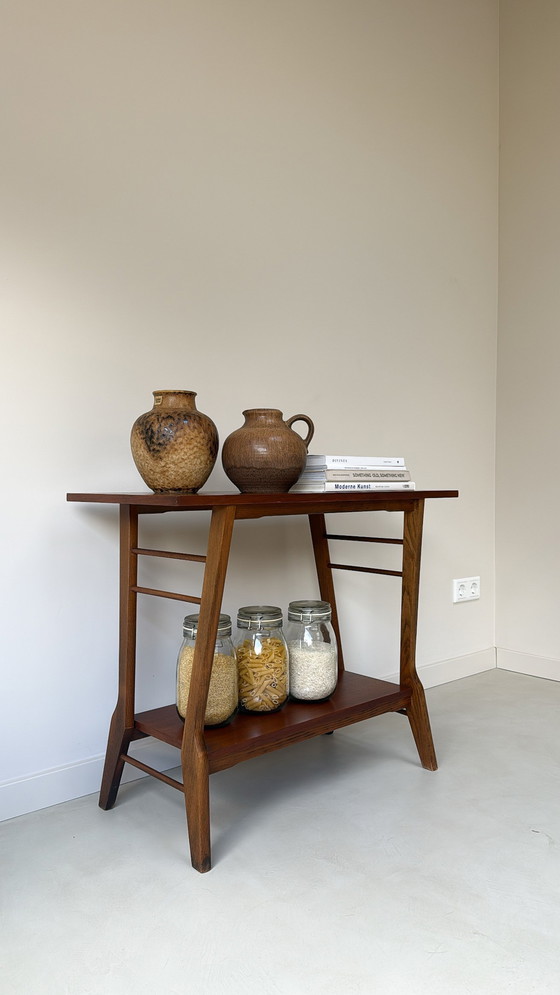 Image 1 of Tavolino vintage in legno di teak