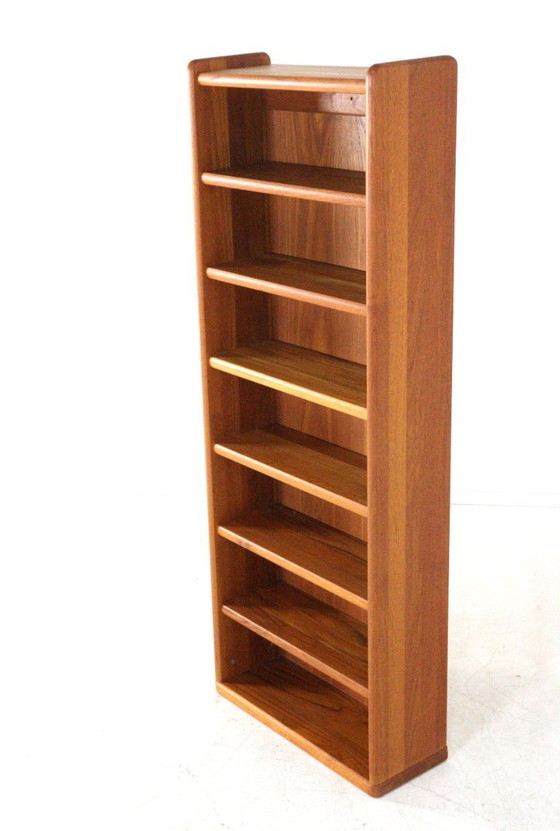 Image 1 of Petit meuble vintage danois en teck
