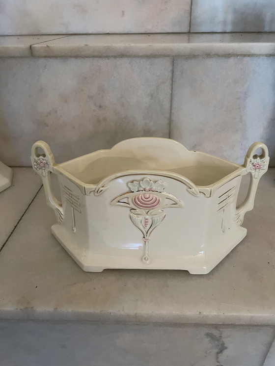 Image 1 of 3-piece cabinet set