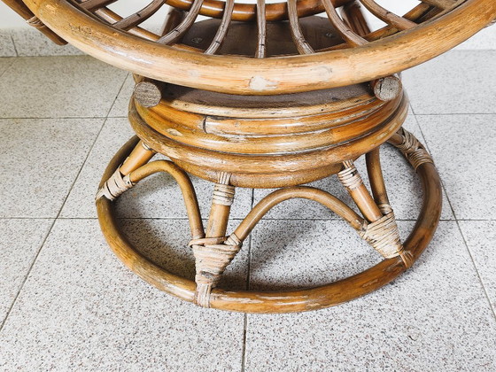 Image 1 of Poltrona girevole vintage in rattan