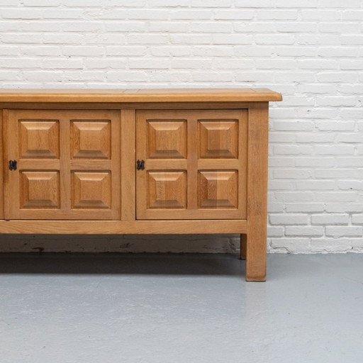 Buffet brutaliste français 1970