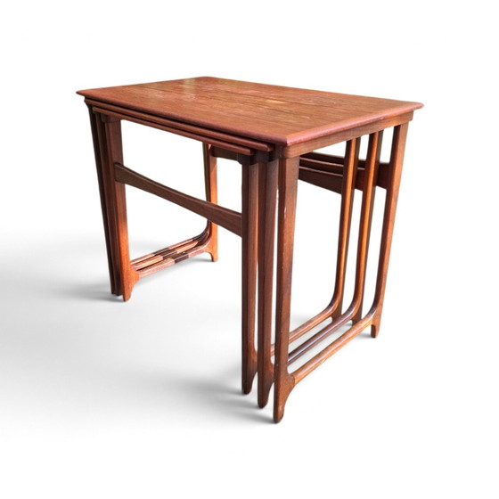 3 ineinander passende Beistelltische dänisches Design Teak 60er/70er Jahre – Holz (photo 5 of 5)