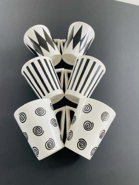 Image 1 of Juego de 6 tazas con diseño posmoderno gráfico