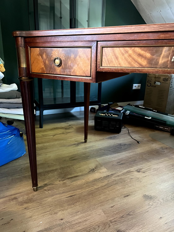 Image 1 of Vintage writing desk English (Mahogany)