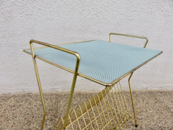 Beistelltisch, Vinyl-Aufbewahrung im Mathieu Mategot Stil, 1960 – Beistelltische, Metall (photo 5 of 9)