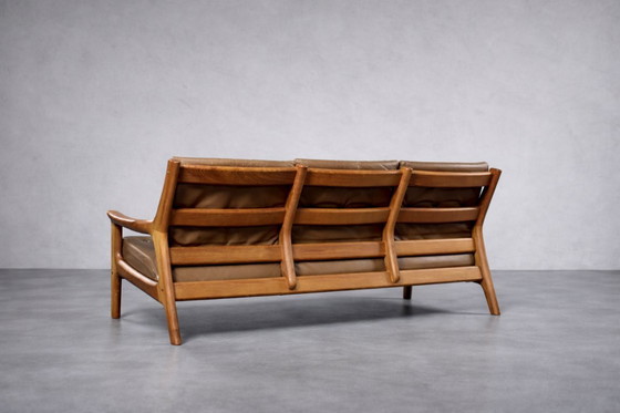 Image 1 of Vintage Mid-Century Danish Modern 3-Seater Brown Leather Sofa by Georg Thams from A/S Vejen Polstermøbelfabrik, 1960s