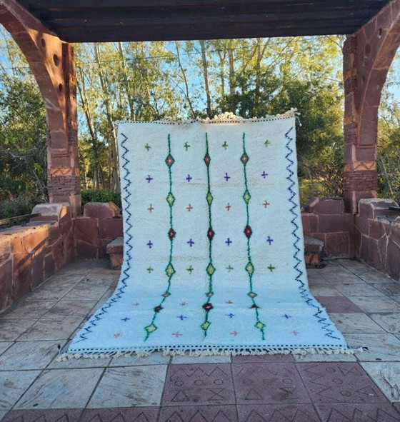 Image 1 of Tapis Marocain Coloré en laine naturelle. Tissé par des artisans