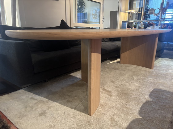 Image 1 of Arco Dew mesa de comedor 120x300cm en roble natural mostrar modelo