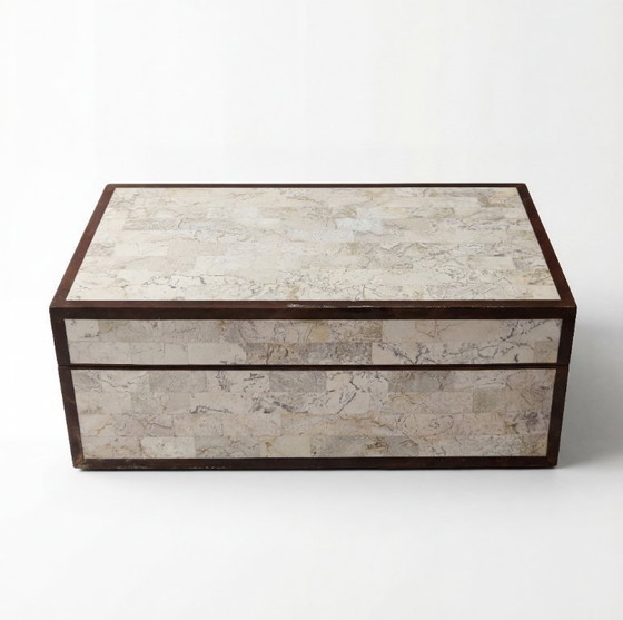 Image 1 of Gran caja de mármol y latón teselado de Maitland Smith, década de 1970