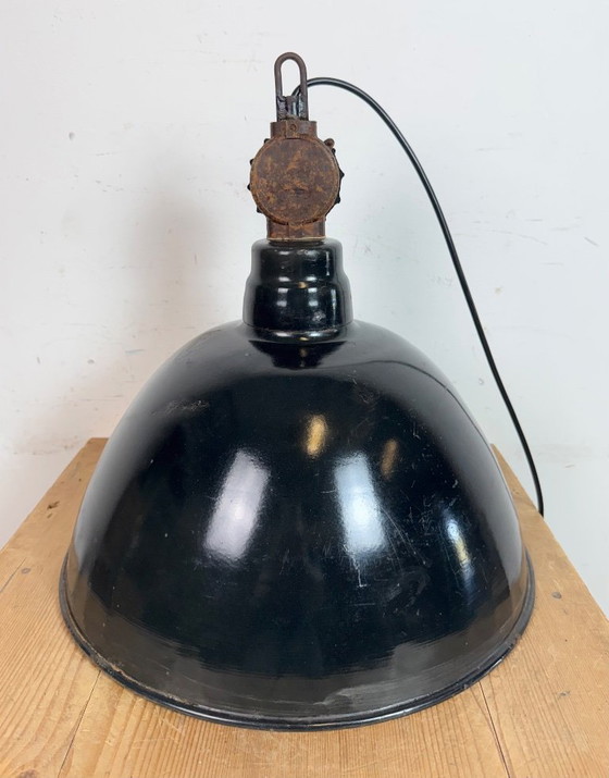 Image 1 of Ostdeutsche Fabriklampe aus schwarzer Emaille von LBD Veb Leuchtenbau Dresden, 1950er