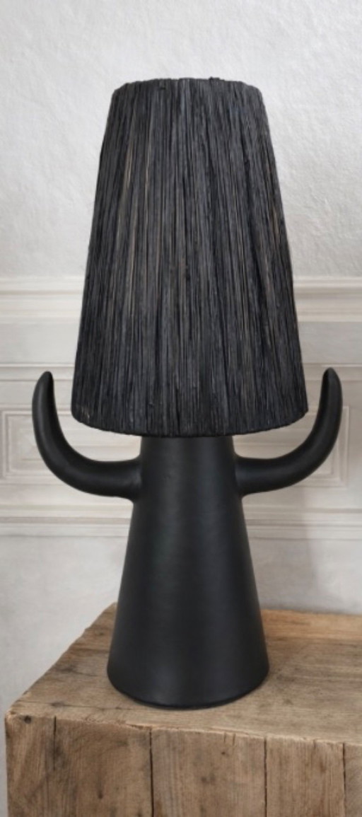XL table lamp, matte black terracotta