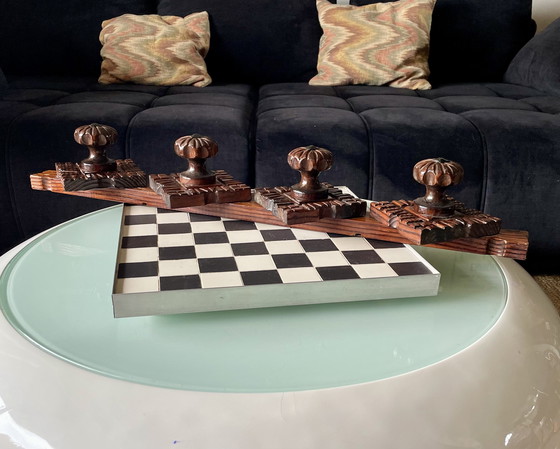 Image 1 of Primitiv Brutalistischer Kleiderständer aus Holz