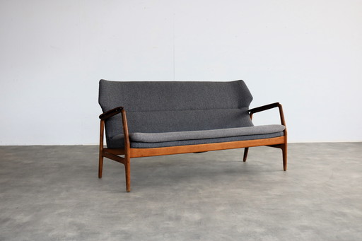 Vintage Upper Camp Sofa