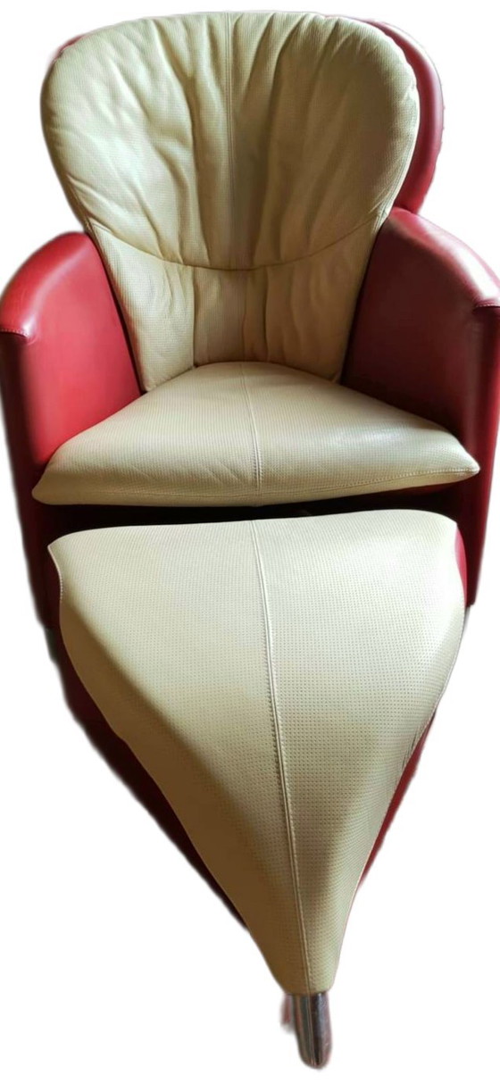 Image 1 of Poltrona Leolux Excalibur in pelle rossa e bianco sporco con poggiapiedi