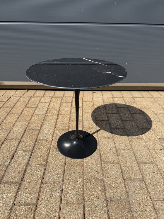 Image 1 of Knoll Tulip side table Nero Marquina marble in NEW CONDITION! Eero Saarinen