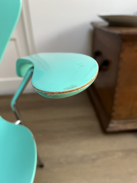 Image 1 of Fritz Hansen butterfly chair