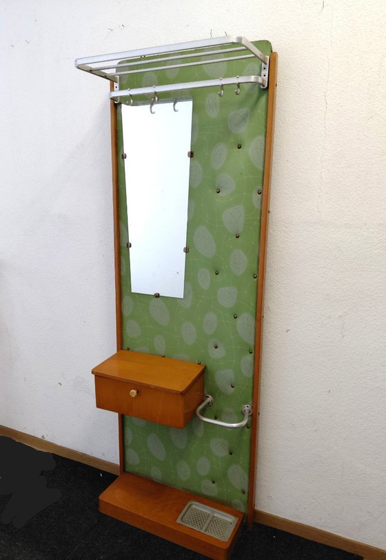 Image 1 of Armadio a muro anni '50 in verde