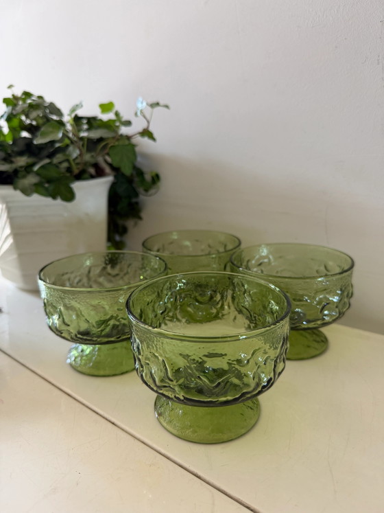 Set of 4 vintage Italian glass coupes – Couches (photo 2 of 6)