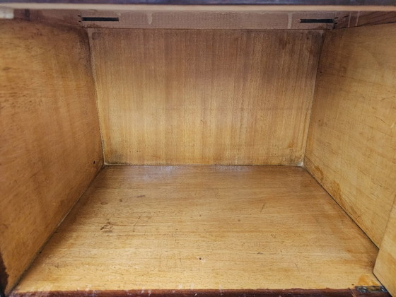 Coppia di comodini in rovere anni '60 con piani in vetro – Wood (photo 14 of 17)