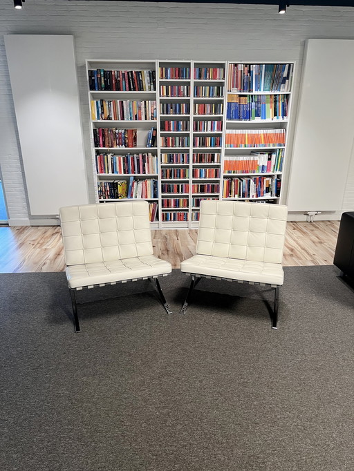 Set of Knoll Barcelona Chairs