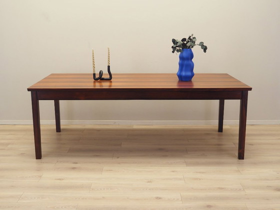 Image 1 of Table en bois de rose, design danois, années 1970, production : Danemark